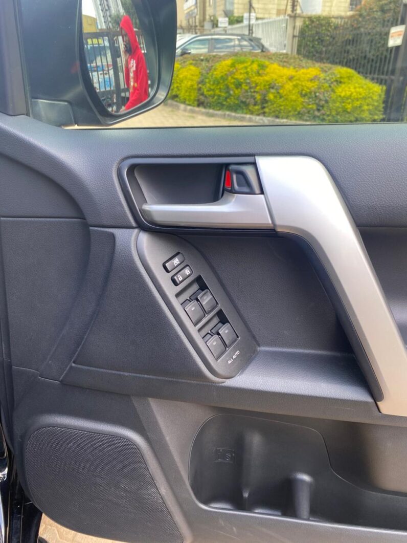 
								Land cruiser Prado TX.L full									