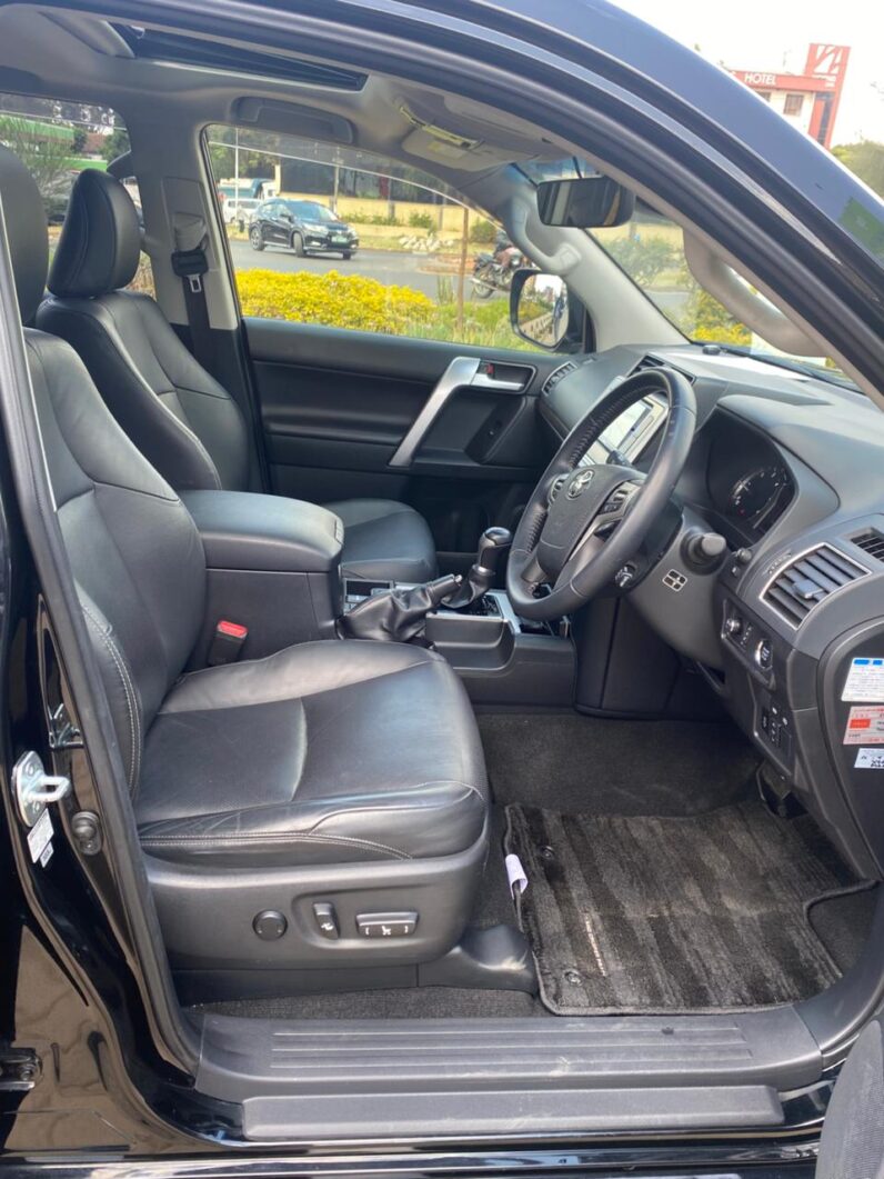 
								Land cruiser Prado TX.L full									