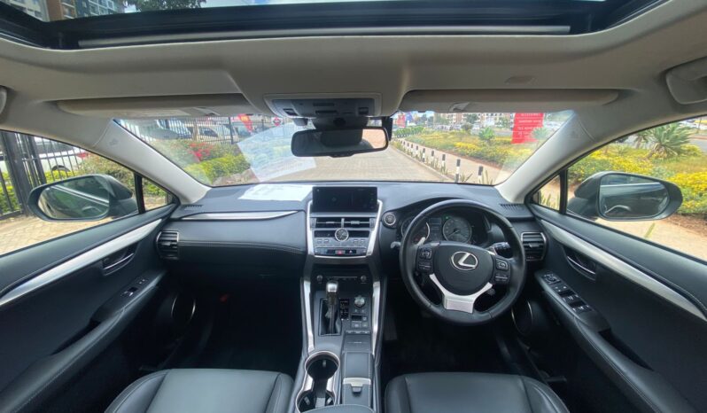 
								Lexus Nx300 full									