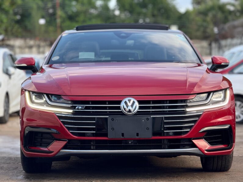 
								Voxwagen Arteon full									