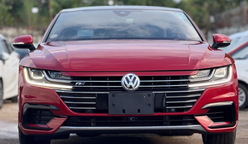 
								Voxwagen Arteon full									