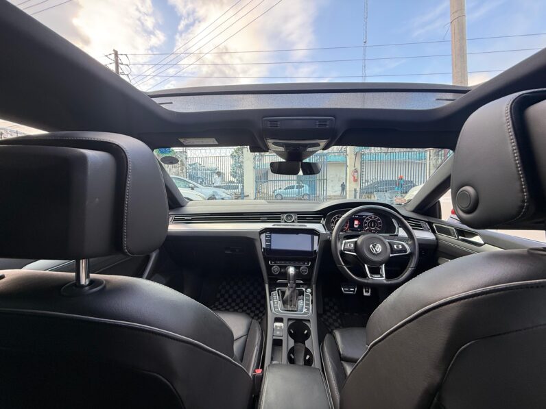 
								Voxwagen Arteon full									