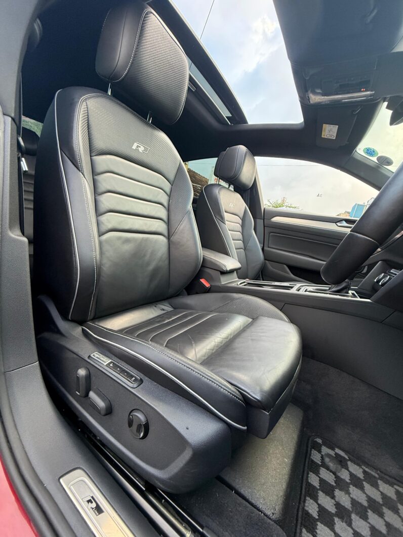 
								Voxwagen Arteon full									