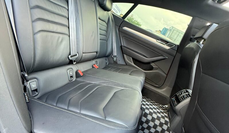 
								Voxwagen Arteon full									