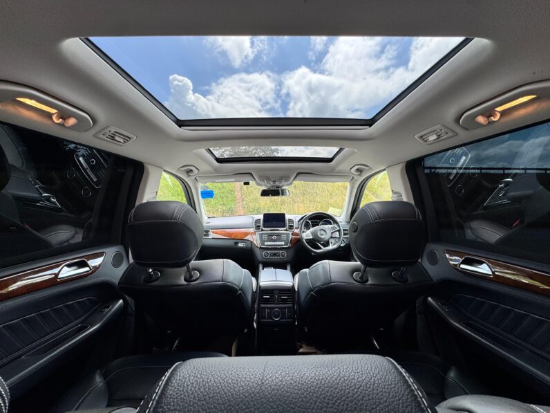 
								Mercedes-Benz GLS 350d full									