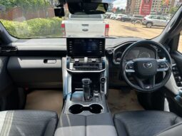 Toyota Land cruiser LC300 GR