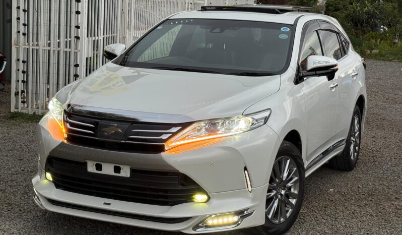 
								Toyota Harrier full									