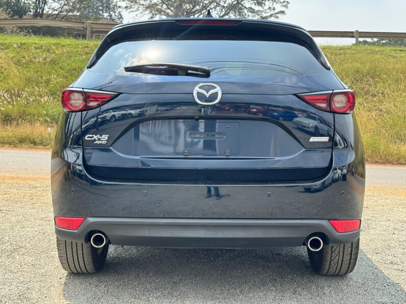 
								Mazda CX-5 full									
