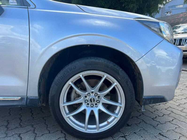 
								Subaru Forester XT full									