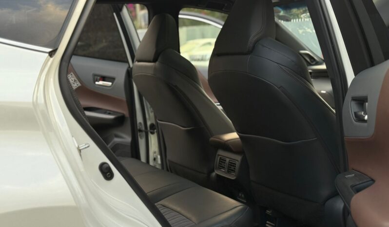 
								Toyota Harrier Z full									