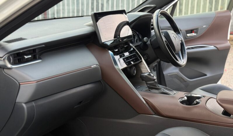 
								Toyota Harrier Z full									