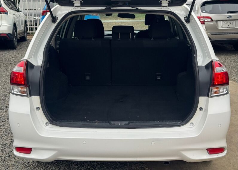 
								Toyota Fielder. full									