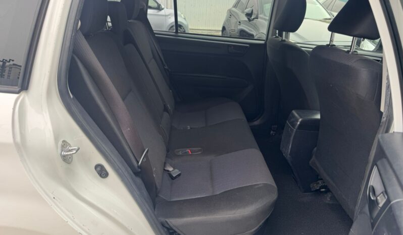 
								Toyota Fielder. full									