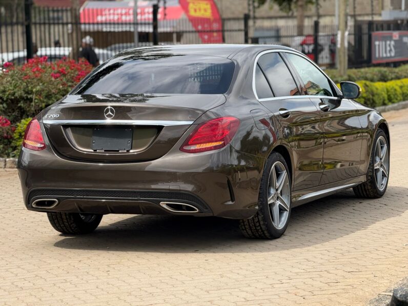 
								Mercedes Benz C200 full									