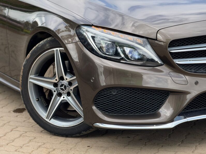 
								Mercedes Benz C200 full									