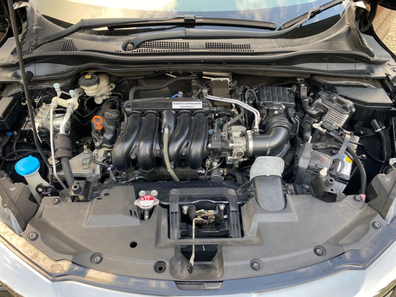 
								Honda Vezel full									