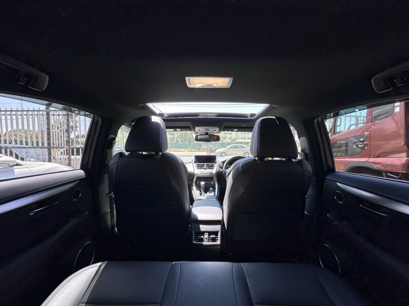 
								Lexus NX300~F-SPORTS full									