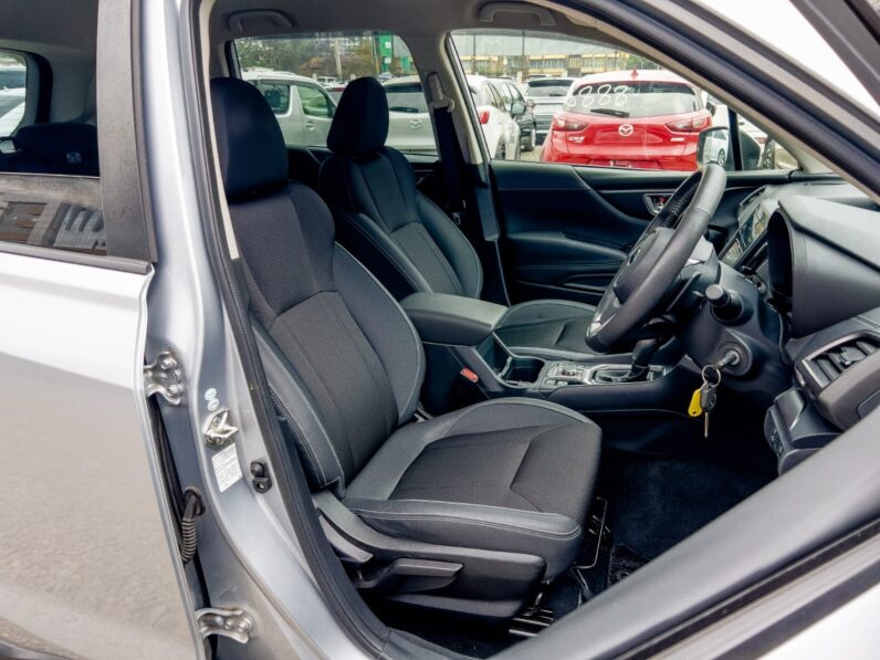 
								Subaru Forester full									