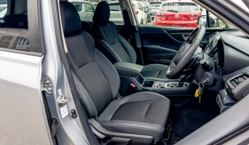 
								Subaru Forester full									