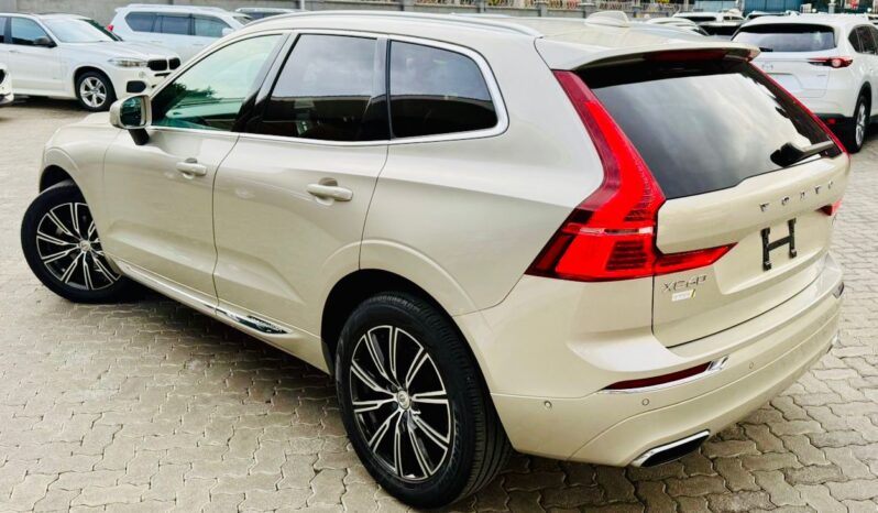 
								Volvo Xc60 full									