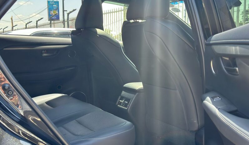 
								Lexus NX300~F-SPORTS full									