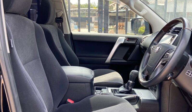 
								Toyota Landcruiser Prado TX full									