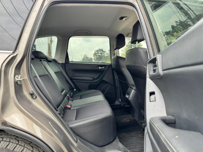 
								Subaru Forester XT full									