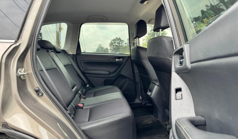 
								Subaru Forester XT full									