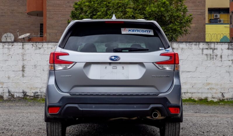 
								Subaru Forester full									