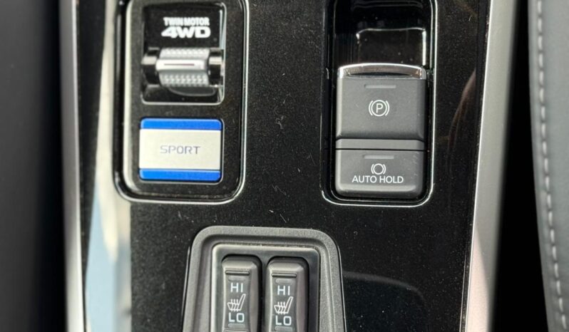 
								Mitsubishi Outlander PHEV full									