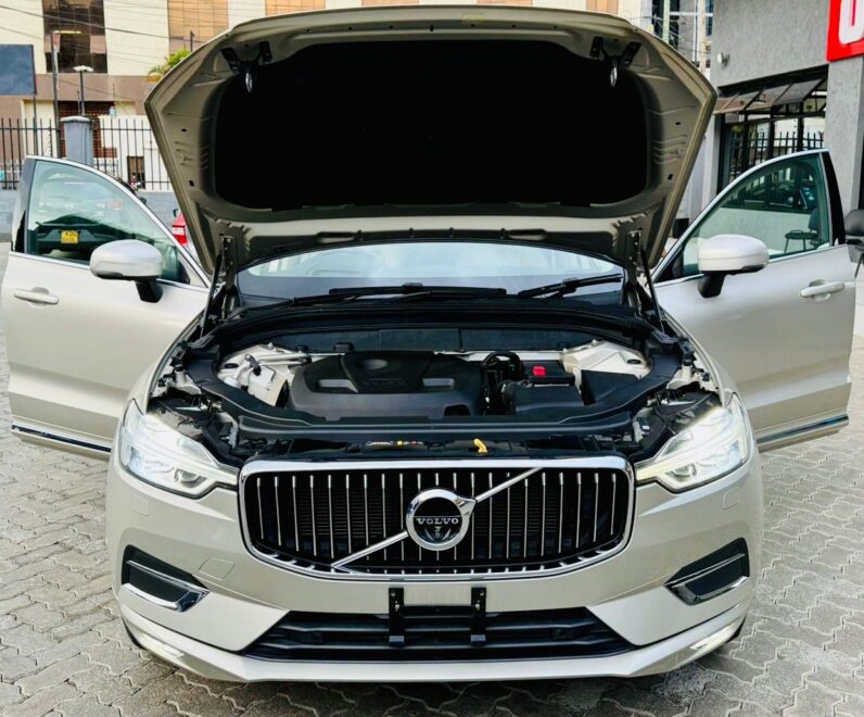 
								Volvo Xc60 full									