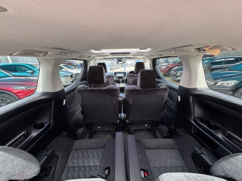 
								Toyota Vellfire full									