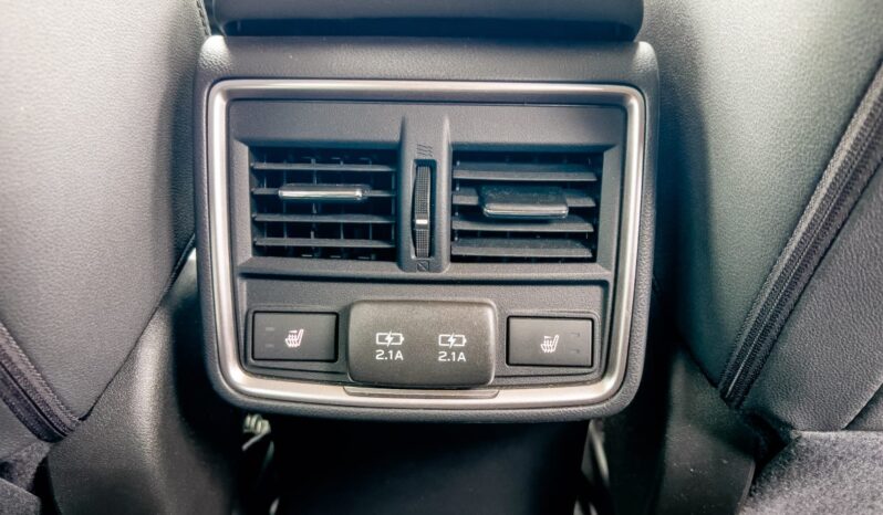 
								Subaru Forester full									