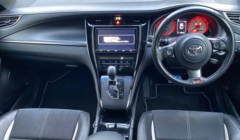 
								Toyota Harrier GR full									