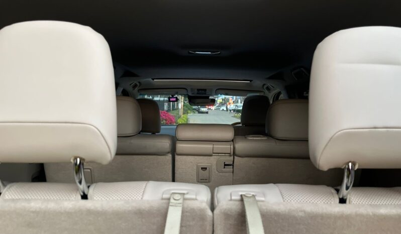 
								Toyota Land Cruiser Prado TxL full									