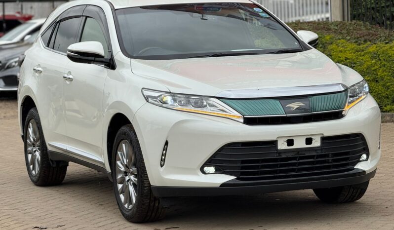 
								Toyota Harrier full									