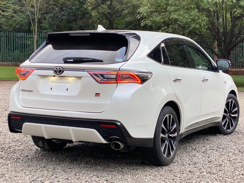 
								Toyota Harrier GR full									