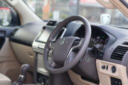 Toyota Land Cruiser Prado TxL