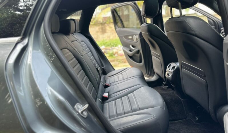 
								Mercedes Benz GLC 300 full									