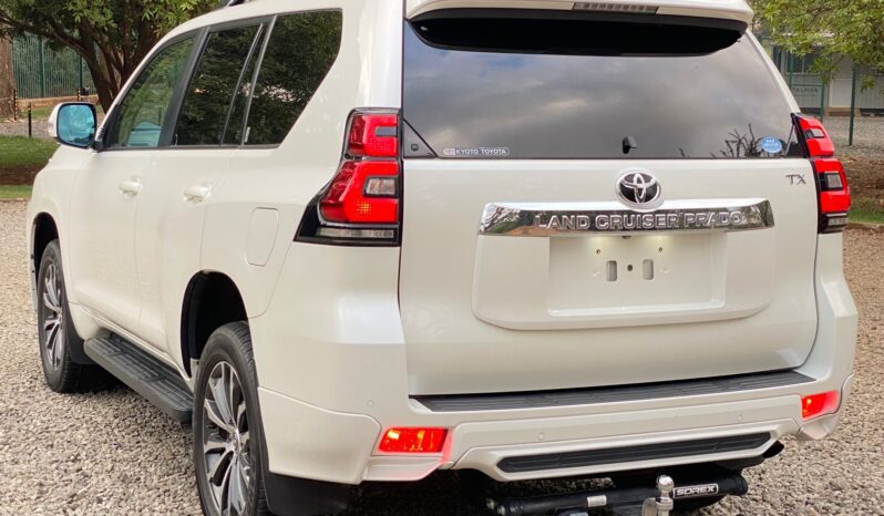 
								Toyota Land Cruiser Prado TX full									