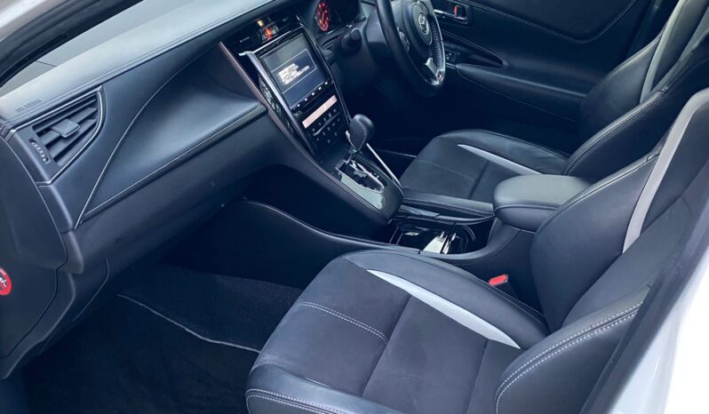 
								Toyota Harrier GR full									