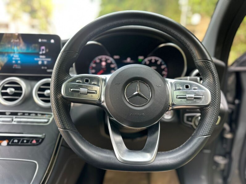 
								Mercedes Benz GLC 300 full									