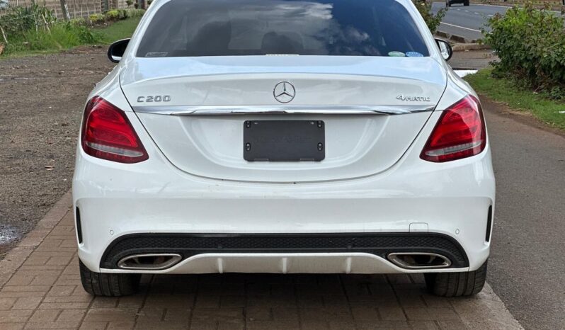 
								Mercedes Benz C200 full									