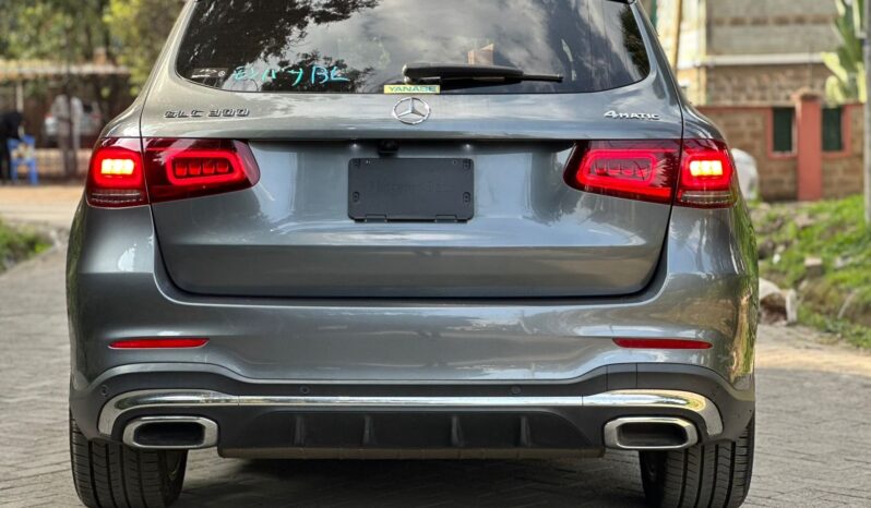 
								Mercedes Benz GLC 300 full									