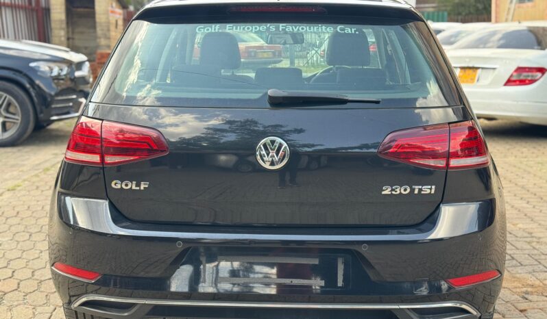 
								Voxwagen Golf full									