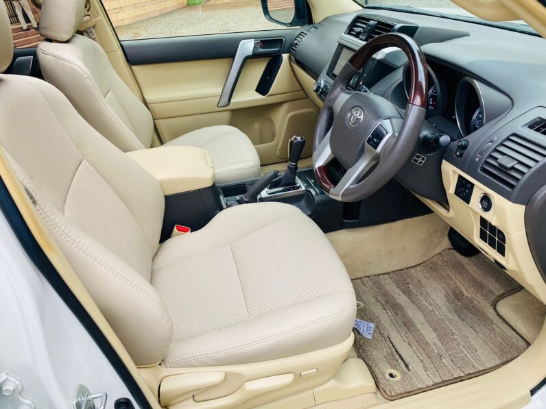 
								Toyota Prado TX full									