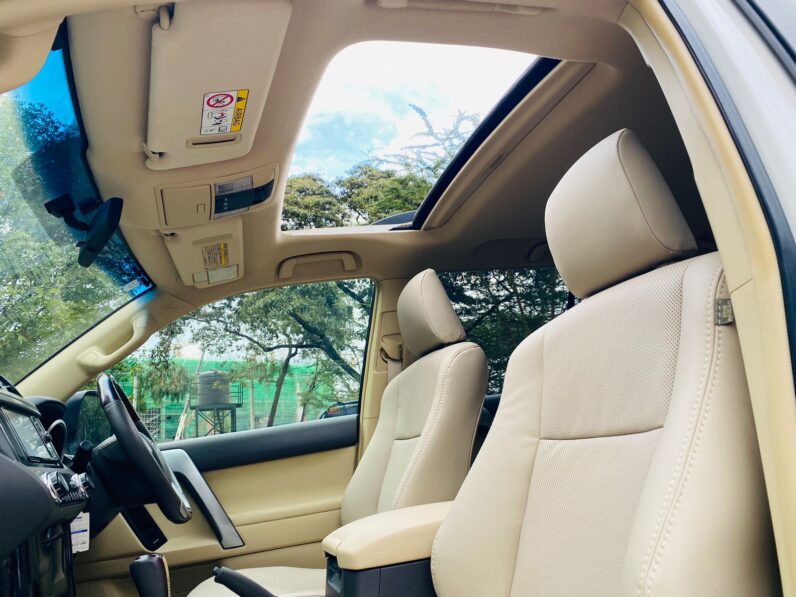 
								Toyota Prado TX full									