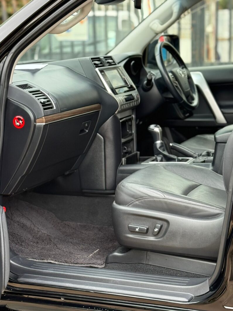 
								Toyota Prado TX full									