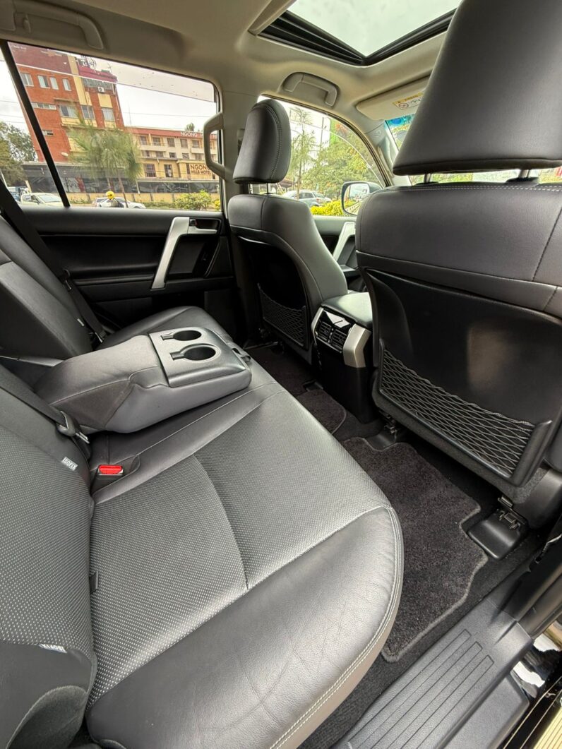 
								Toyota Prado TX full									