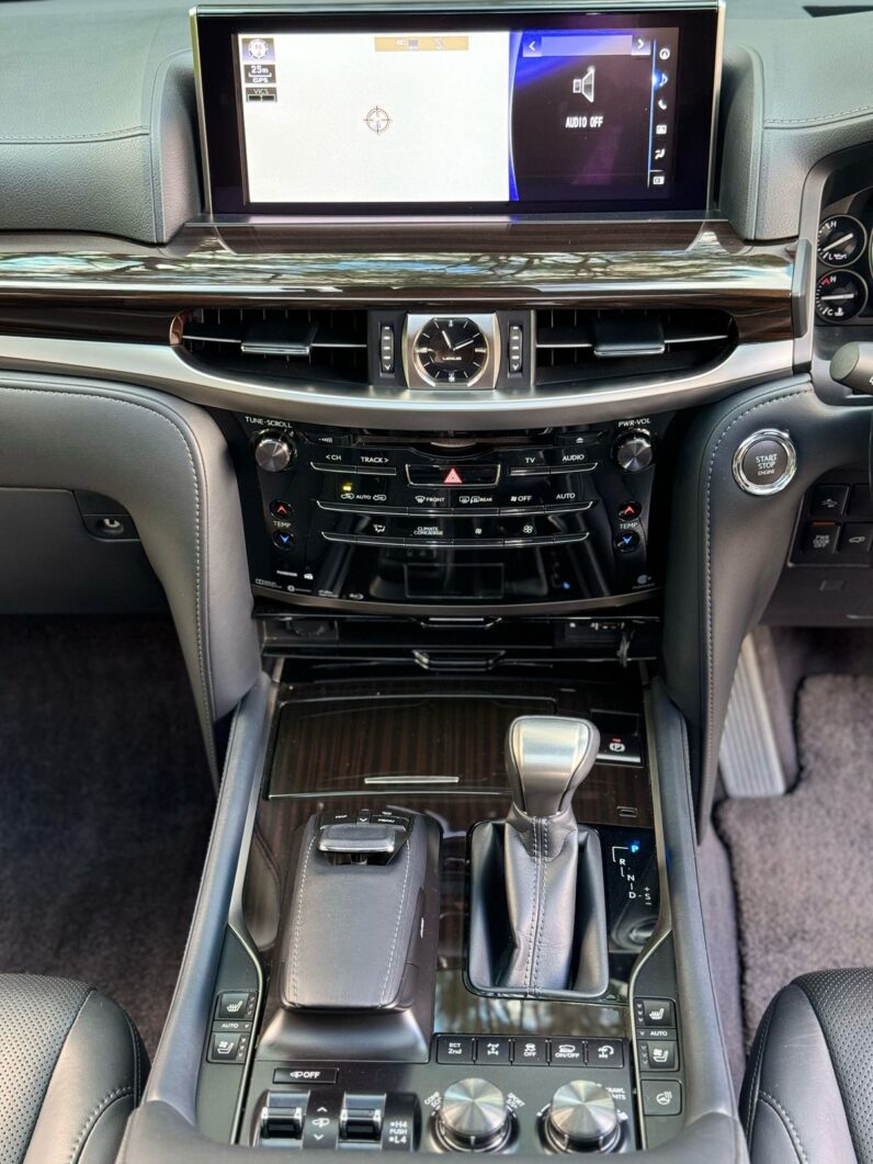 
								Lexus Lx570 full									